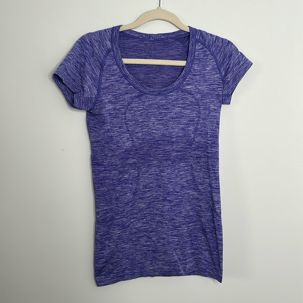 Lululemon Swiftly Tech shirt size 6